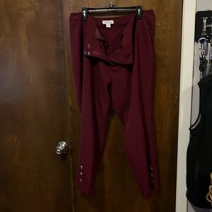 Liz Claibourne
Bought @ J.C. Penny
Maroon color